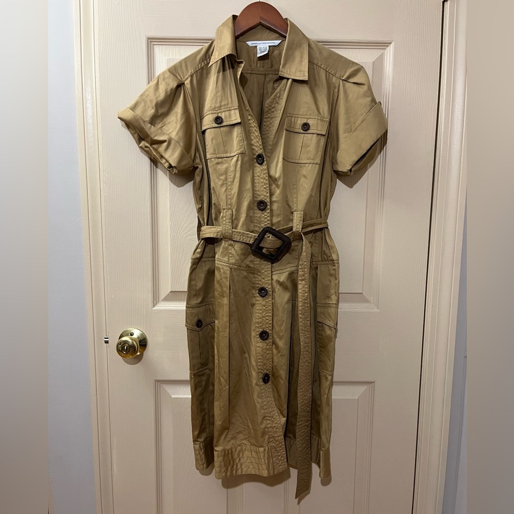 Diane Von Furstenberg 💯 cotton Trinia camel Safari Shirt Dress w/ belt, sz 8